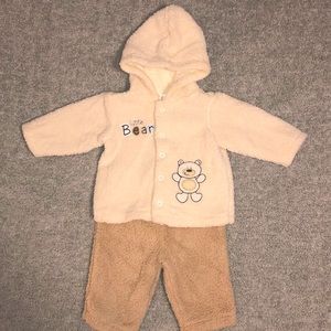 First Moments Layette 2 Pc Cozy Sherpa Fleece Set